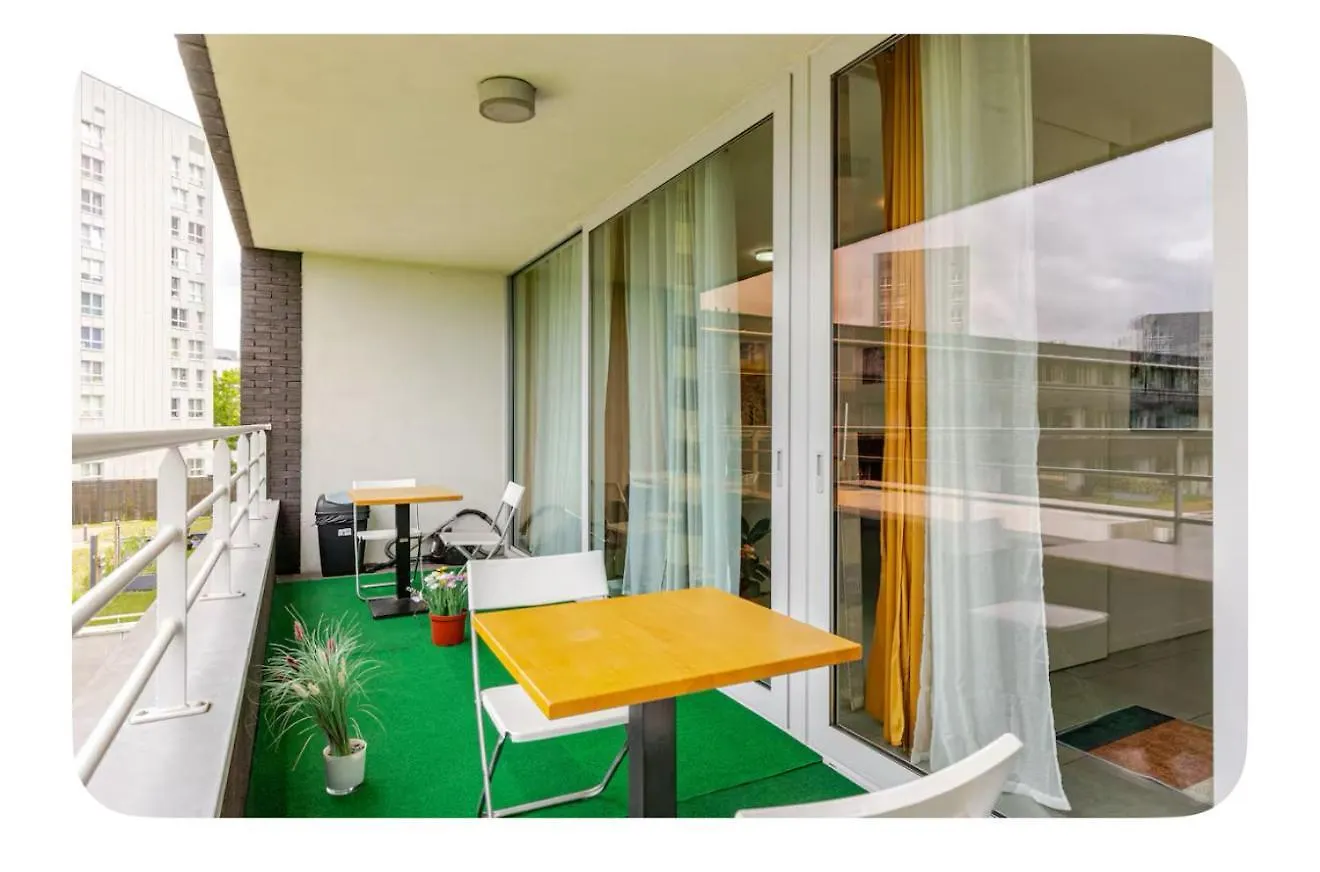 Atomium And Brussels Expo Stay